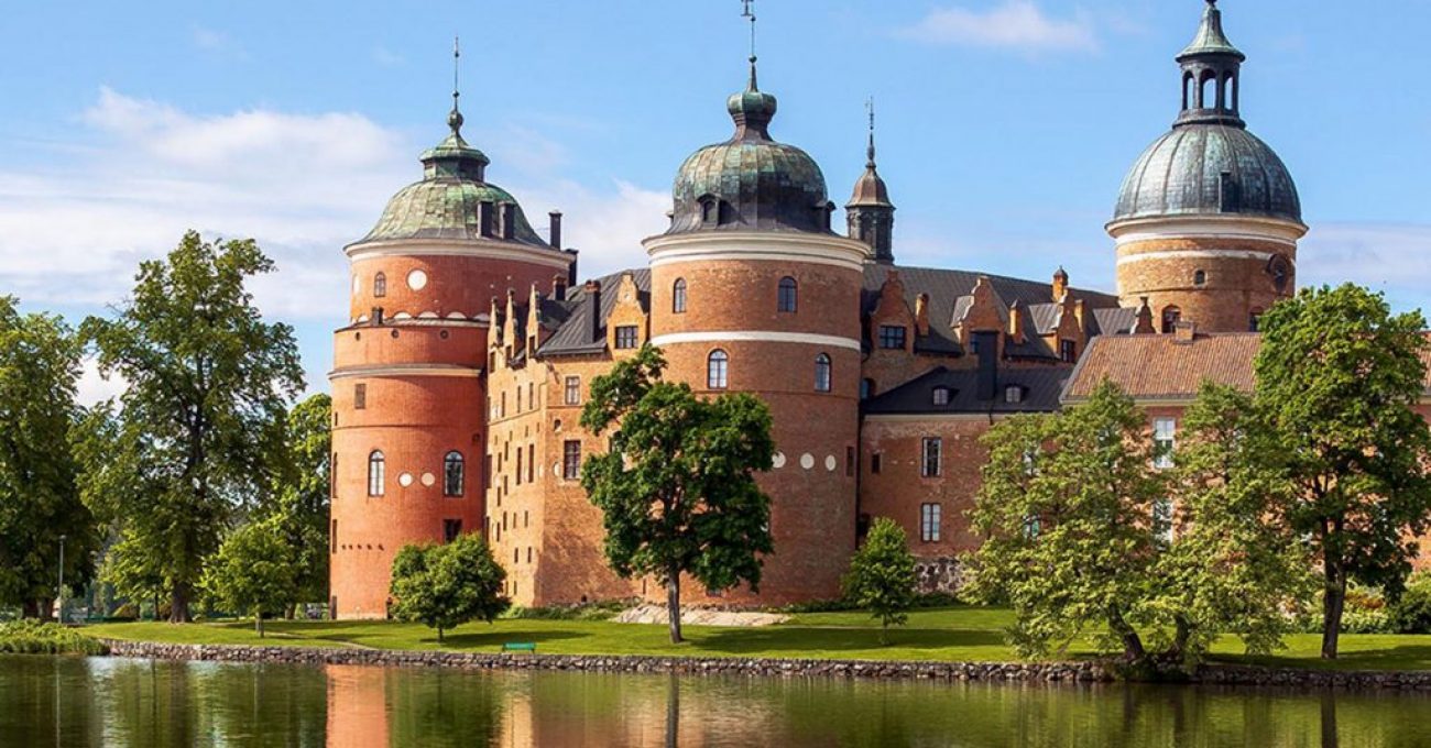 Gripsholm Castle and Taxinge Palace in Stockholm